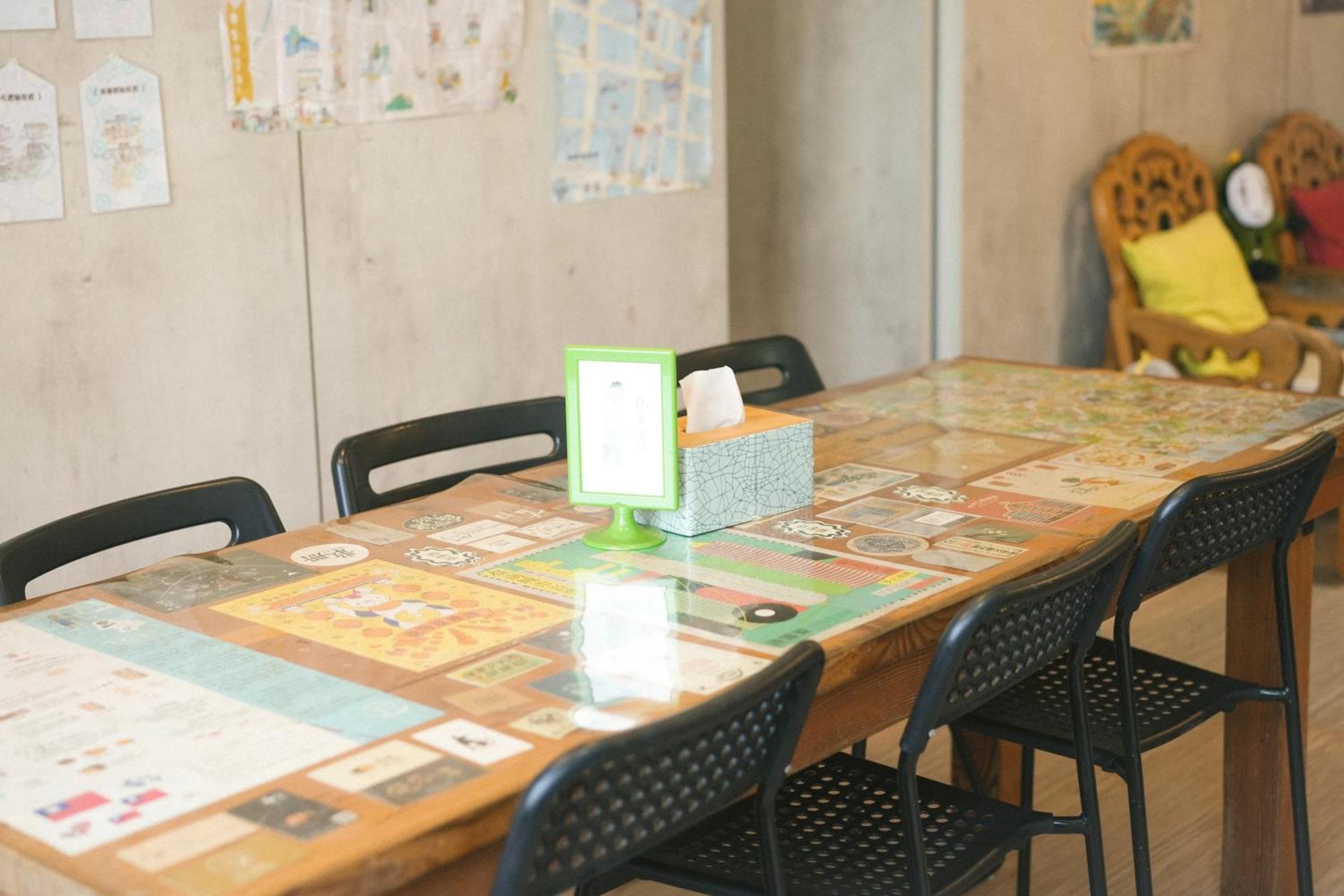 Loft18 Hostel Tainan Exterior foto